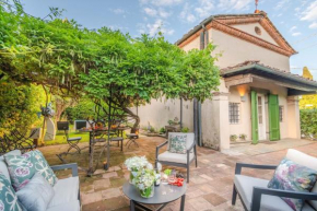 La Chiesetta a charming Church converted into Farmhouse with Pool, Lucca